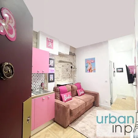 Urban Flat 193 - Barbie In