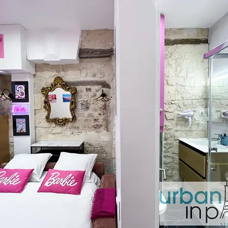 Urban Flat 193 - Barbie In Apartmán